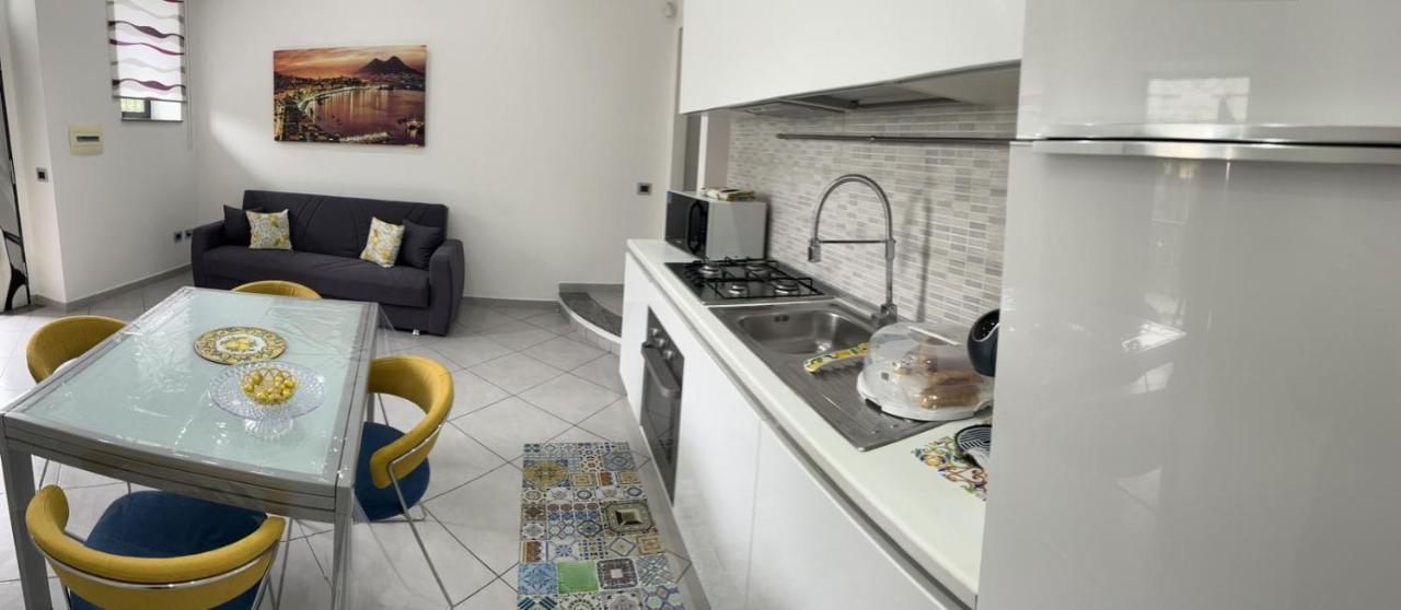 Martina House Apartment Afragola Bagian luar foto